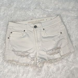 American Eagle Outfitters White Denim High Rise Shortie Size 6